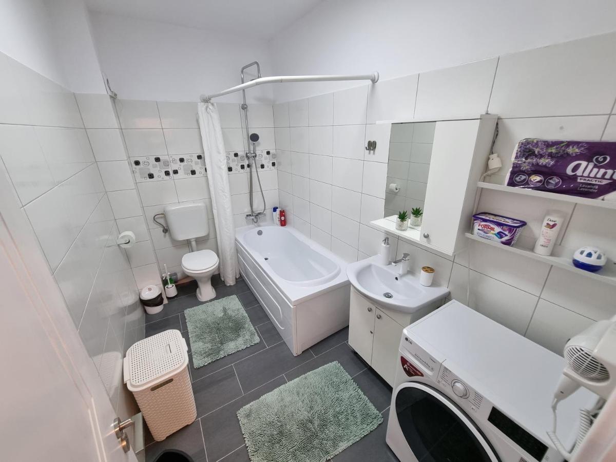 בוקרשט 25 Luxury Apartament מראה חיצוני תמונה